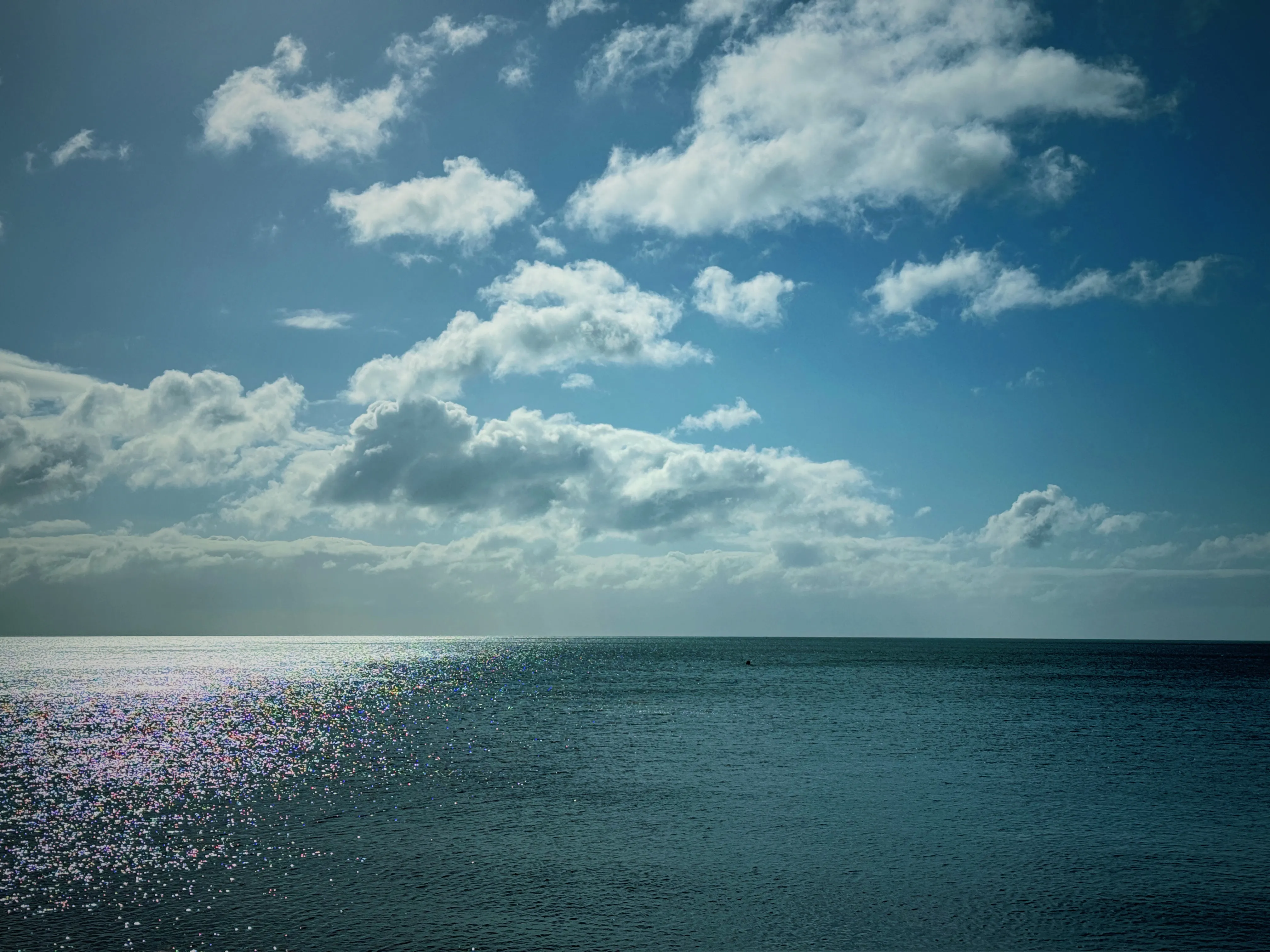 Sea at 09:30, 16 Apr 2024