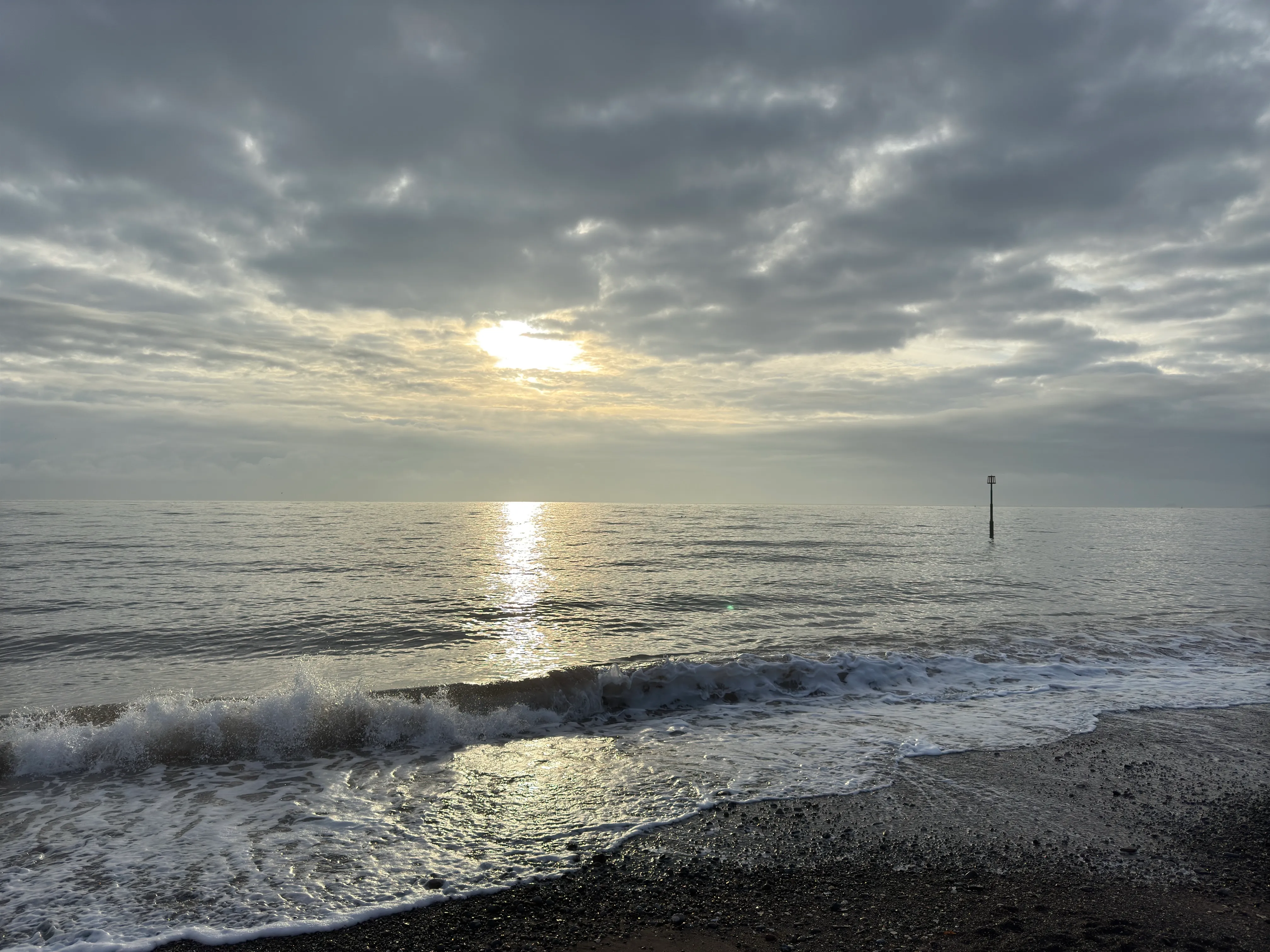 Sea at 08:46, 10 Nov 2024