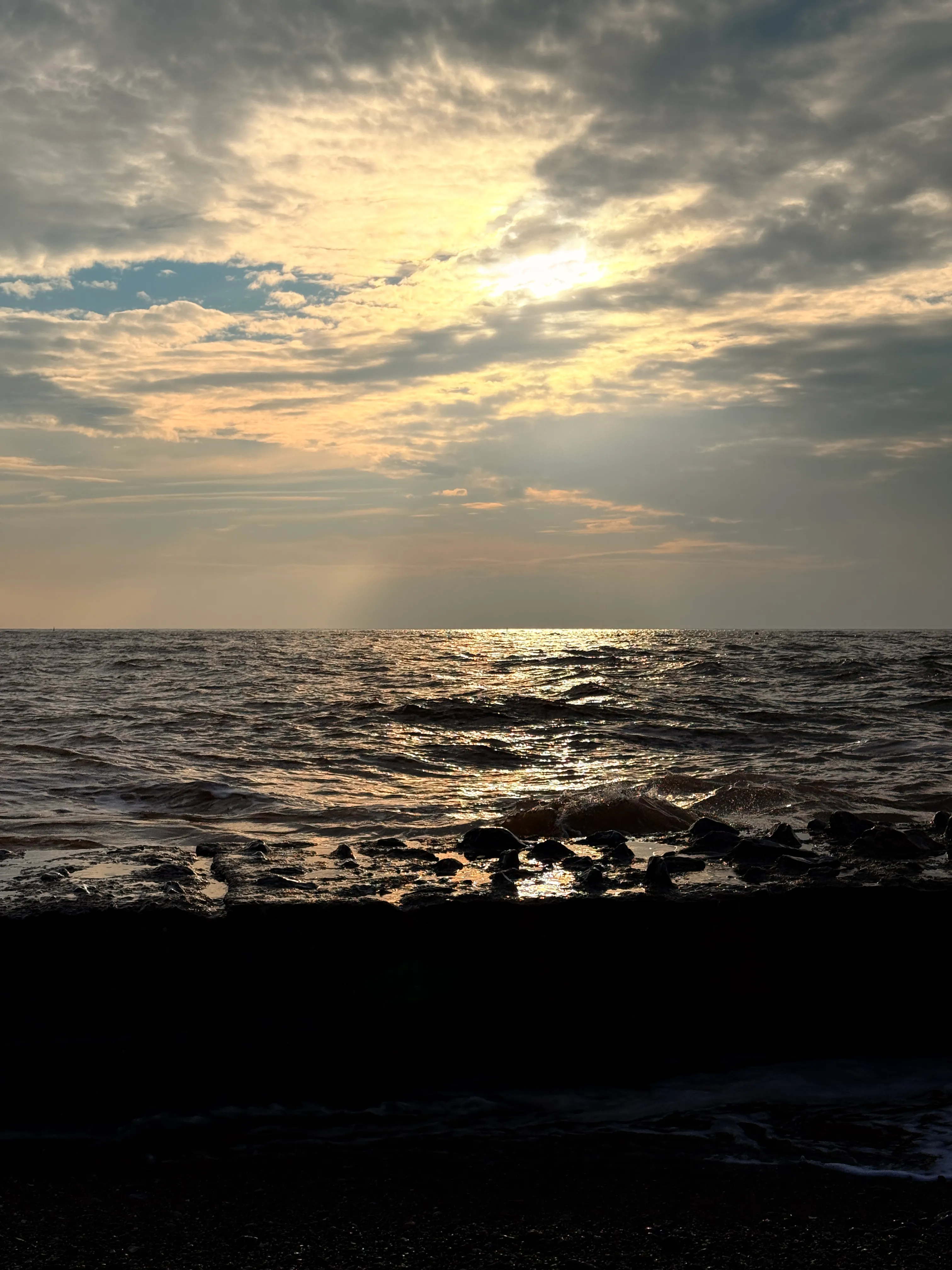 Sea at 07:36, 19 Mar 2025