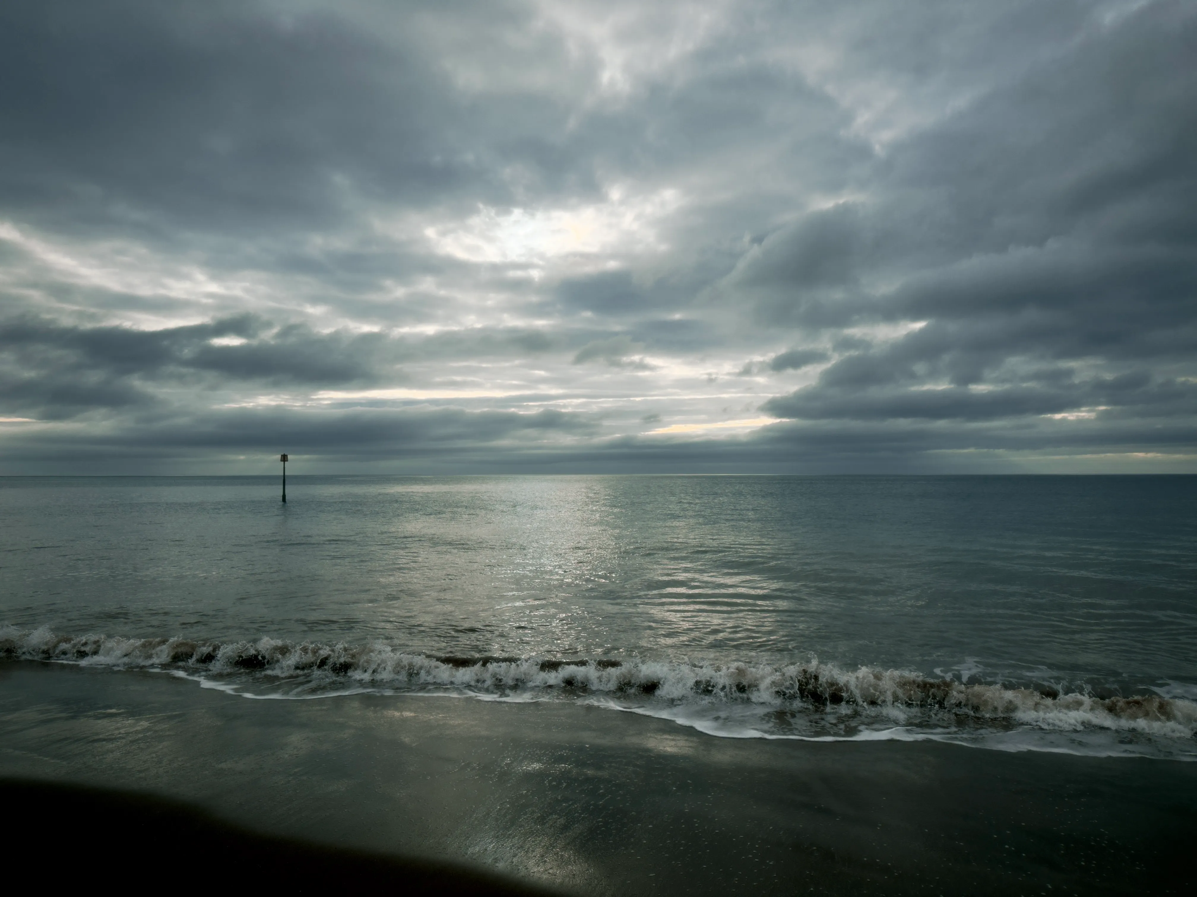 Sea at 08:38, 31 Mar 2026