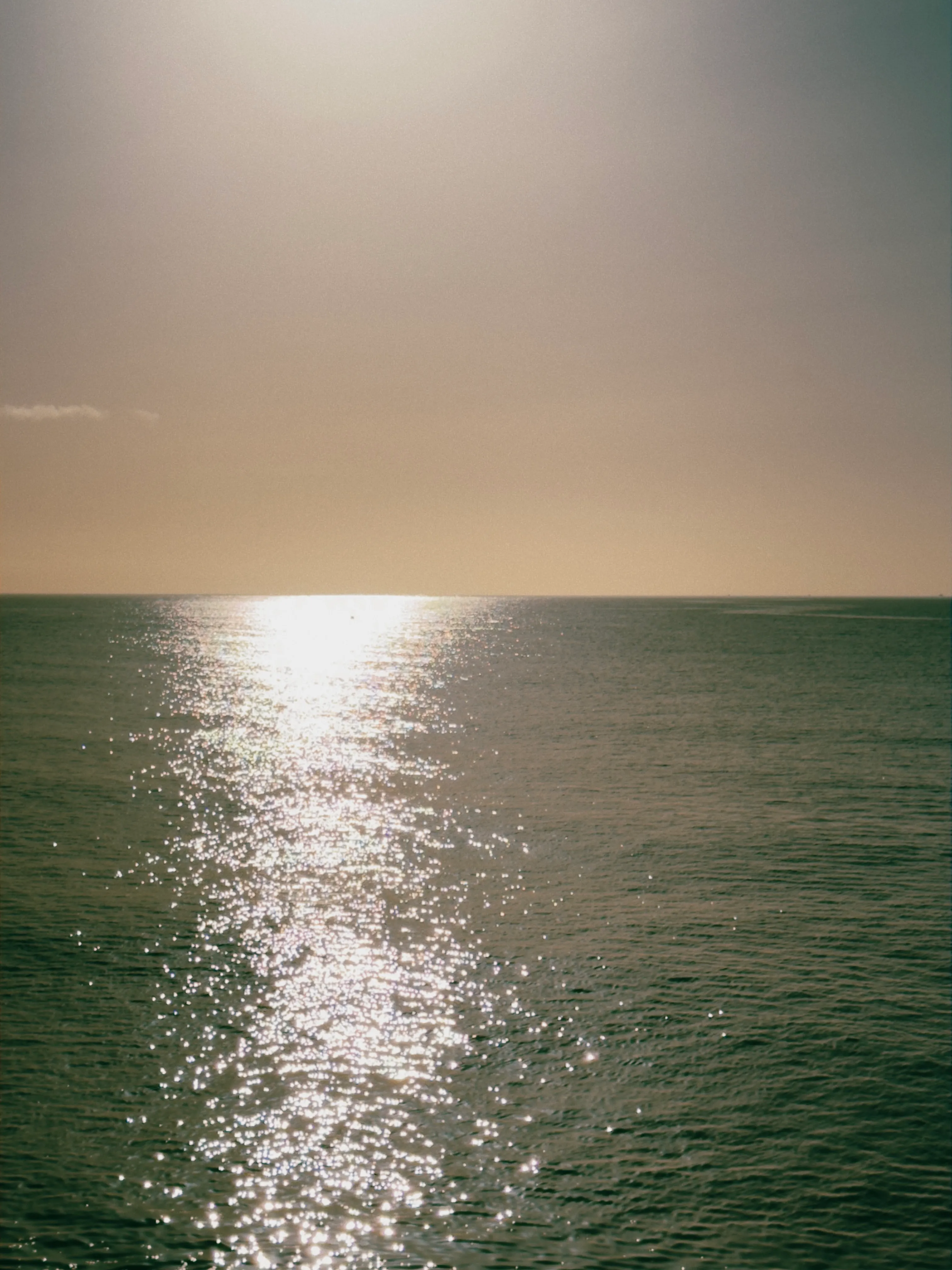 Sea at 08:08, 18 Apr 2026